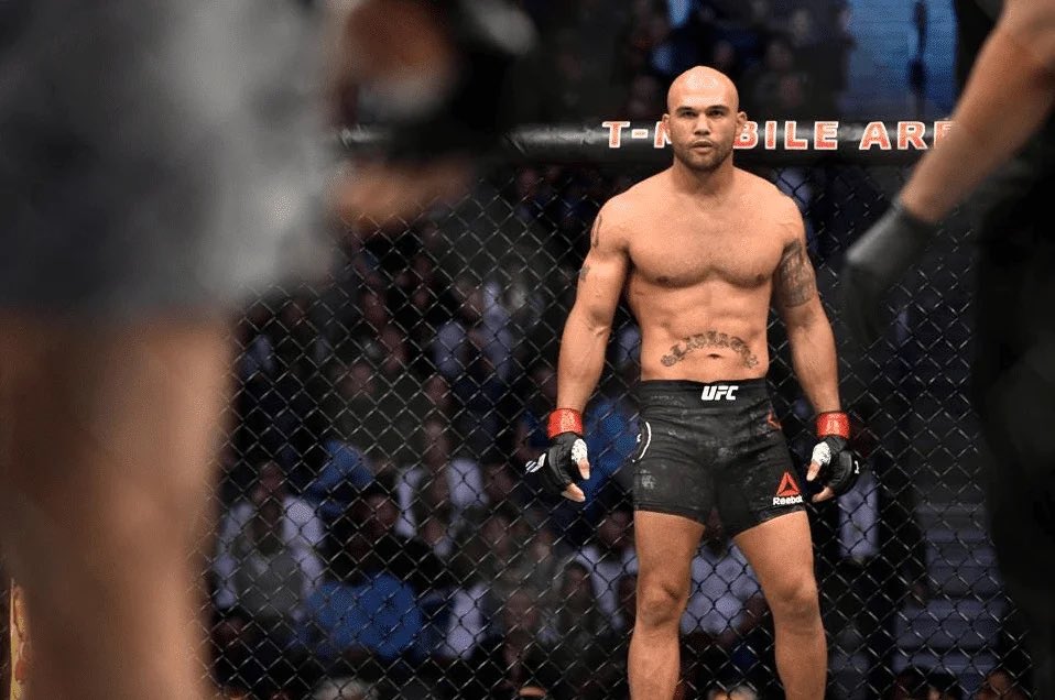 Tremendous showing from Jake Paul against a grappler. Since he likes calling out retired UFC fighters, I know a guy. #PaulDiaz