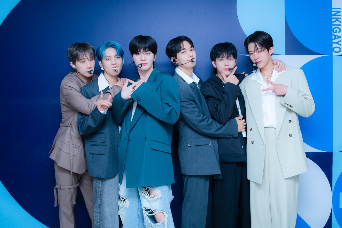 kpop_sbs's tweet photo. [👔] 230806 #착장인가

잠시 후 오후 3시 40분!
#인기가요 에서 만나요❤

#인피니트 #INFINITE #New_Emotions @IFNT_Official_ https://t.co/tvDo2BfEFN