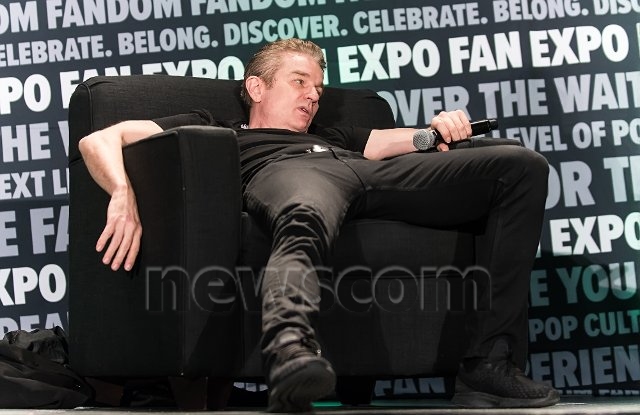 jamie_marsters's tweet photo. Pics of the Day: @JamesMarstersOf showing off his range... at @FANEXPOPhilly 2022
#JamesMarsters #FANEXPOPhilly #FANEXPOPhiladelphia #ThatRangeThough #Goober #To #EpicGoober #Goofy #To #Goofiest #HeHasSomeFunAtTheseQ&As #AsAResultSoDoWe https://t.co/JZkl7eUK7B