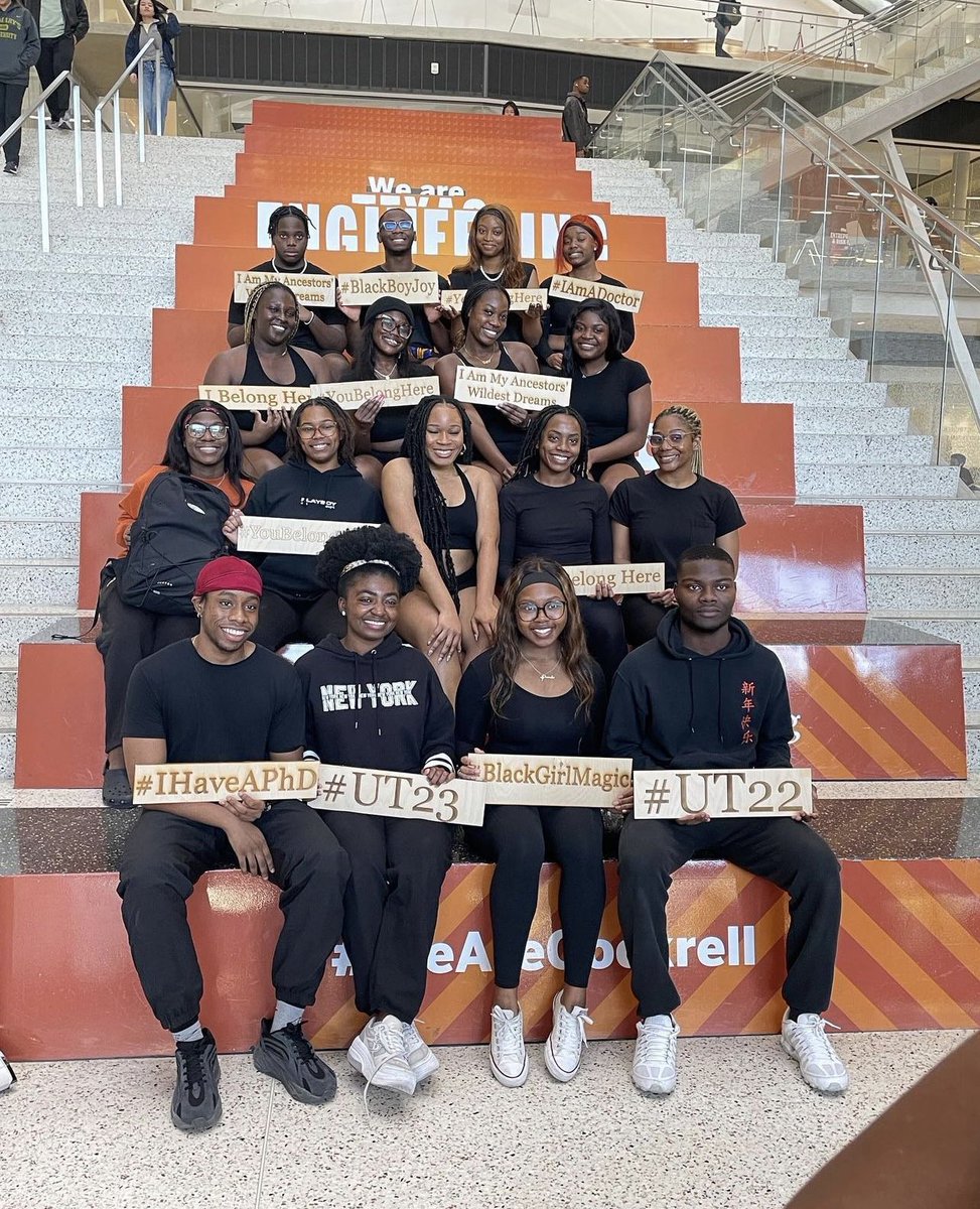 #WhosWhoatUT

The official dance group of UT’s African Student Organization

#UT24 #UT25 #UT26 #UT27

The best org🤭 #bigbuntu 

THE only dance group you’ll wanna be in next semester. Dance, vibes, good music, friendships EVERYTHING fr

Can’t wait to see y’all!!