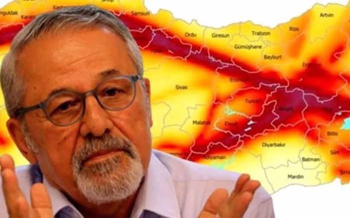 🖋️ Şaka değil gerçek, Marmara depremi adım adım geliyor! Ne yapıyoruz peki?

➖ Naci Görür, olası Marmara depremiyle ilgili uyardı: “2,5 milyon insan ölümle burun buruna kalır; ne yardım götürebilirsin ne kurtarabilirsin”

➖ Deprem uzmanı Prof. Dr. Naci Görür, olası Marmara