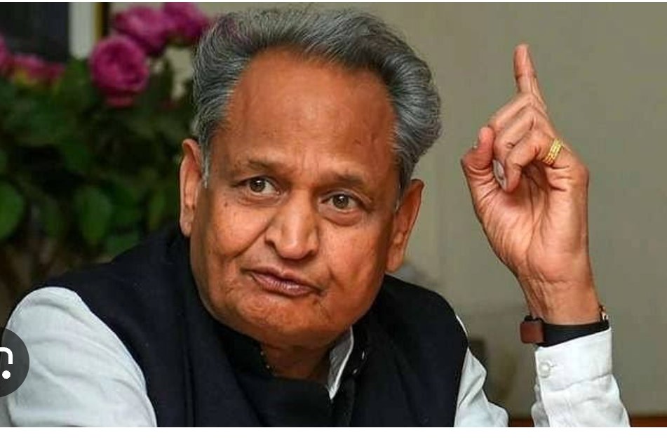 #सलेक्शनग्रेड1992_लागू_करें
गहलोत जी हमें पता है आप ही दोगे यह बाकी किसी के बस की बात नहीं है
 <a href="/ashokgehlot51/">Ashok Gehlot</a>