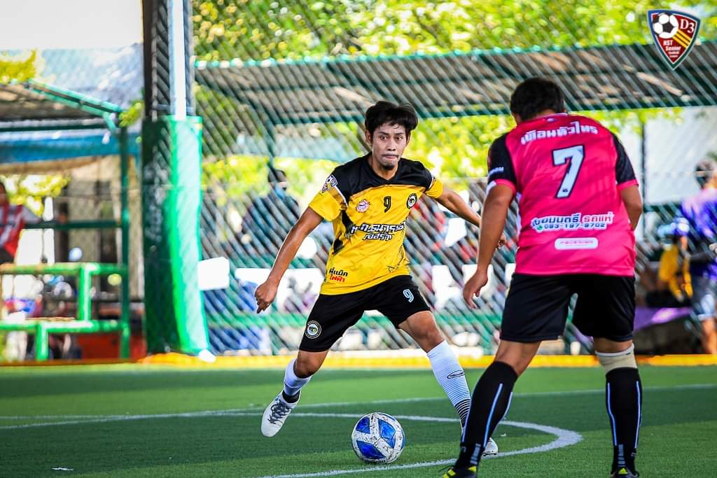 Tubtimc24's tweet photo. ⚽Everyone has the fire, but the champions know when to ignite the spark
ทุกคนมีไฟในตัวอยู่แล้ว แต่มีเพียงผู้ชนะเท่านั้นที่รู้ว่าควรจุดไฟเหล่านั้นเมื่อไหร่😎✌️⚽ 
#นครศรีธรรมราช 
#สนามหญ้าเทียมอารีน่าไดม่อลหัวถนน
#หัวถนน
#สนามไดม่อล https://t.co/zP8UKOzSFI