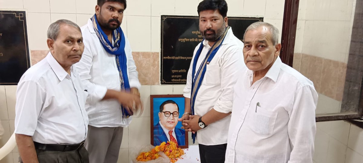 आज दिल्ली के पटपड़गंज विधानसभा में संगठन विस्तार करने के लिए मीटिंग रखी गई। 
सभी लोगों ने बढ़ चढ़कर हिस्सा लिया।
सभा में आए सभी साथियों का बहुत बहुत आभार।
<a href="/GulshanValmiki2/">Gulshan Valmiki💙</a> 
<a href="/GahloKumar/">Deepak Kumar</a>