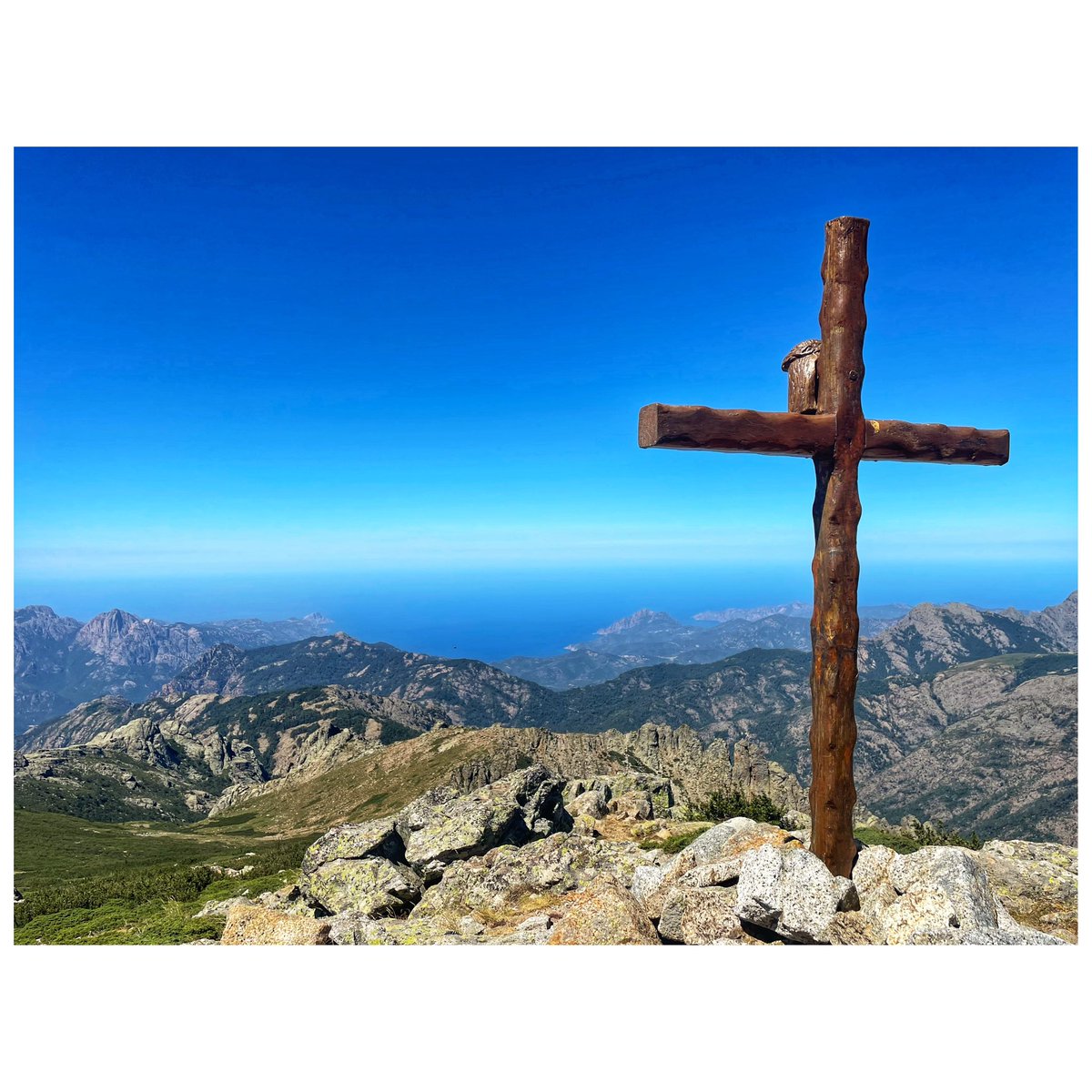 Flo_Gianelli's tweet photo. • C A P U À A C U C C U L A • 🥾🪨 ⛰️🌬️ #hiking #randonnée #corsica #vergio #corse #mountains #blue https://t.co/mVeAs9WypV
