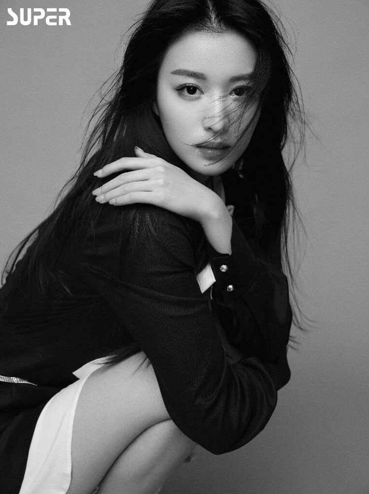 tesoroshxx's tweet photo. #WangChuran #王楚然 https://t.co/e4dmjxKo4T