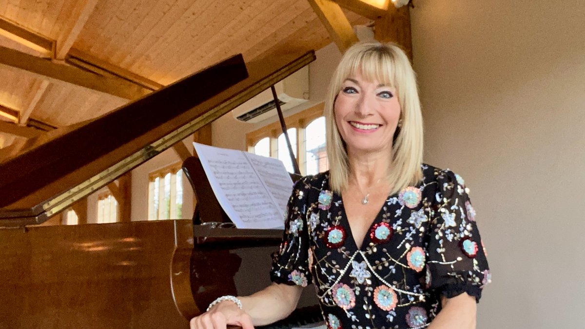 VoicesBolton's tweet image. @stringinfusion 
@MM_newsonline 
@WigToday 
@wiganmacinfo 
@WiganMatters 
@lancashirelife 
@lancashiremag 
@guardianchorley 
@CancerLads 
@bowelcanceruk 

OUR DEDICATED CHOIR 🎶🎵 FOR CANCER PATIENTS &amp;amp; SURVIVORS IS BACK &amp;amp; WE&apos;D ❤️ TO WELCOME NEW MEMBERS

📢 PLEASE KINDLY RETWEET