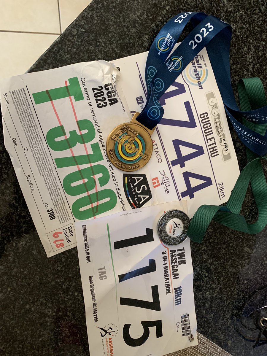 gugu_mtz's tweet photo. What a beautiful run #waterfalhalfmarathon #RunningWithTumiSole #paintmyrun #runningformore https://t.co/q5fliVBozS