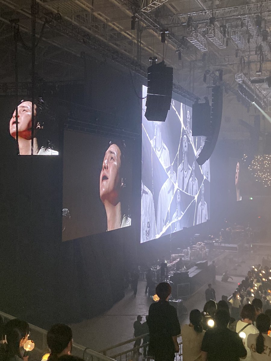 fabunka's tweet photo. 감사하고 사랑해요  #SUGA SUGA_AGUSTD_TOUR_in_Seoul #윤기 https://t.co/eWhpT1uh8U