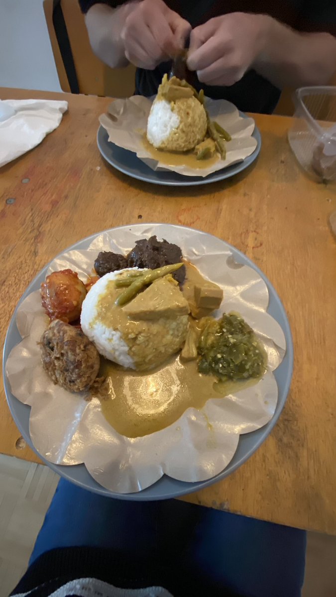 Deayu Sartika Putri tweet media