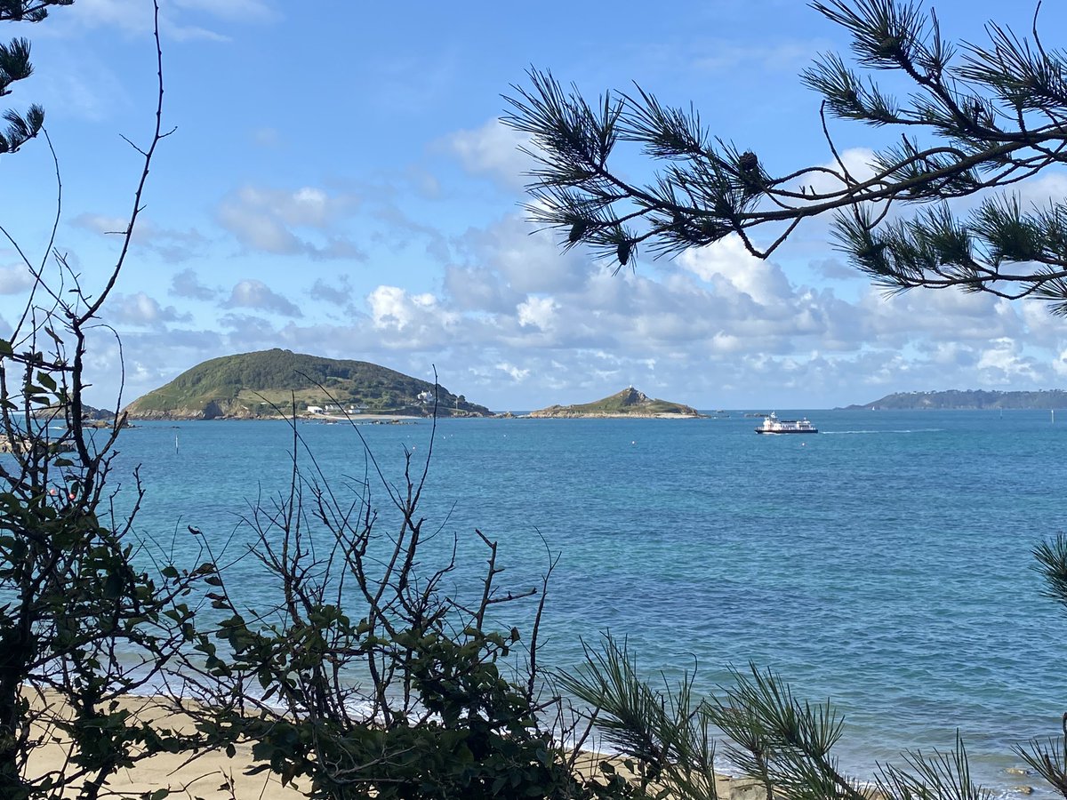 karin_macleod's tweet photo. Beautiful @hermisland have had the most amazing holiday - paradise in the Channel Islands ❤️☀️🏝️ https://t.co/gUlm7gSCj8