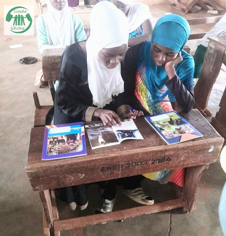 SimbaGhana's tweet photo. It's another weekend and our READ ALIVE Project Volunteers are facilitating the READING FACTORY activity across the project schools.
#SDG4QualityEducation
#Readalive
#YouthVoices
#YouthMatters
@wacsi @WildeGanzenNL https://t.co/PZshYtXjdY