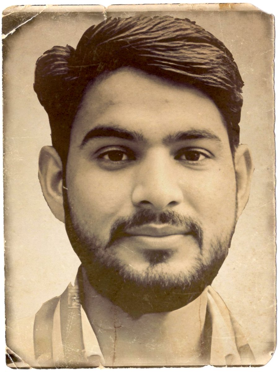 ARanganathan72's tweet photo. Abhishek Chauhan was part of the Yatra at Nuh. He tried to save women and children from a blood-thirsty mob. He was shot. As he lay dying, someone from the mob came over and slashed his throat with a sword.

Abhishek was the sole breadwinner supporting a family of six. He was 22. https://t.co/r8psqESScm