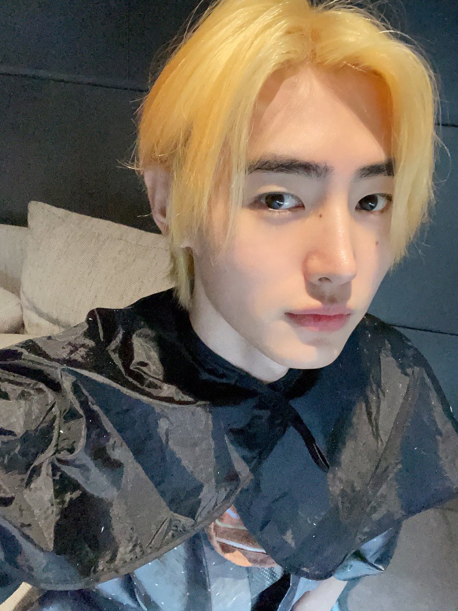 ً (@cloirv) on Twitter photo 