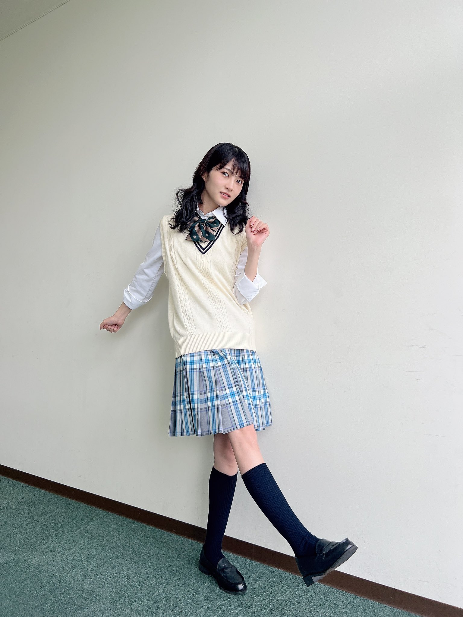 若月佑美　生写真　コンプまとめ 若月佑美写真集 アンド チョコレート』発売記念オンラインサイン