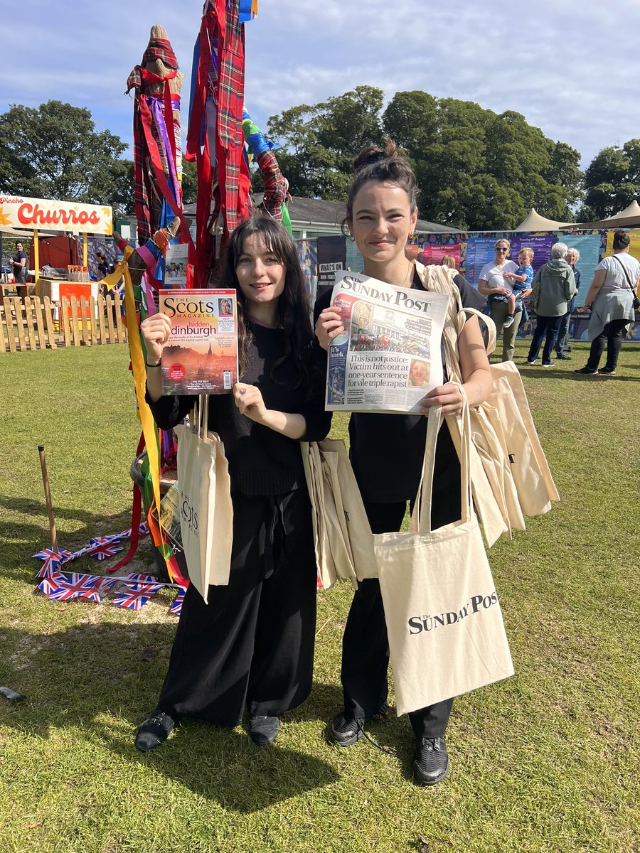 FREE copies of @Sunday_Post and @ScotsMagazine today! 😀#fbts23 #fringebythesea #northberwick #eastlothian #freeread