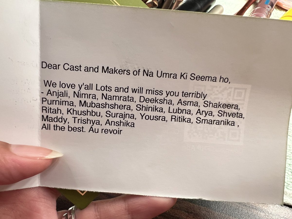 I’m humbled with so much love 💝 Can’t thank enough, to each one of you … Thats all for now from Amba She’ll definitely miss troubling you all 🤭 And I’m gonna miss being The Crazy Drunk Overtly In Love Amba for sure 😂 #naumrakiseemaho #amba @StarBharat