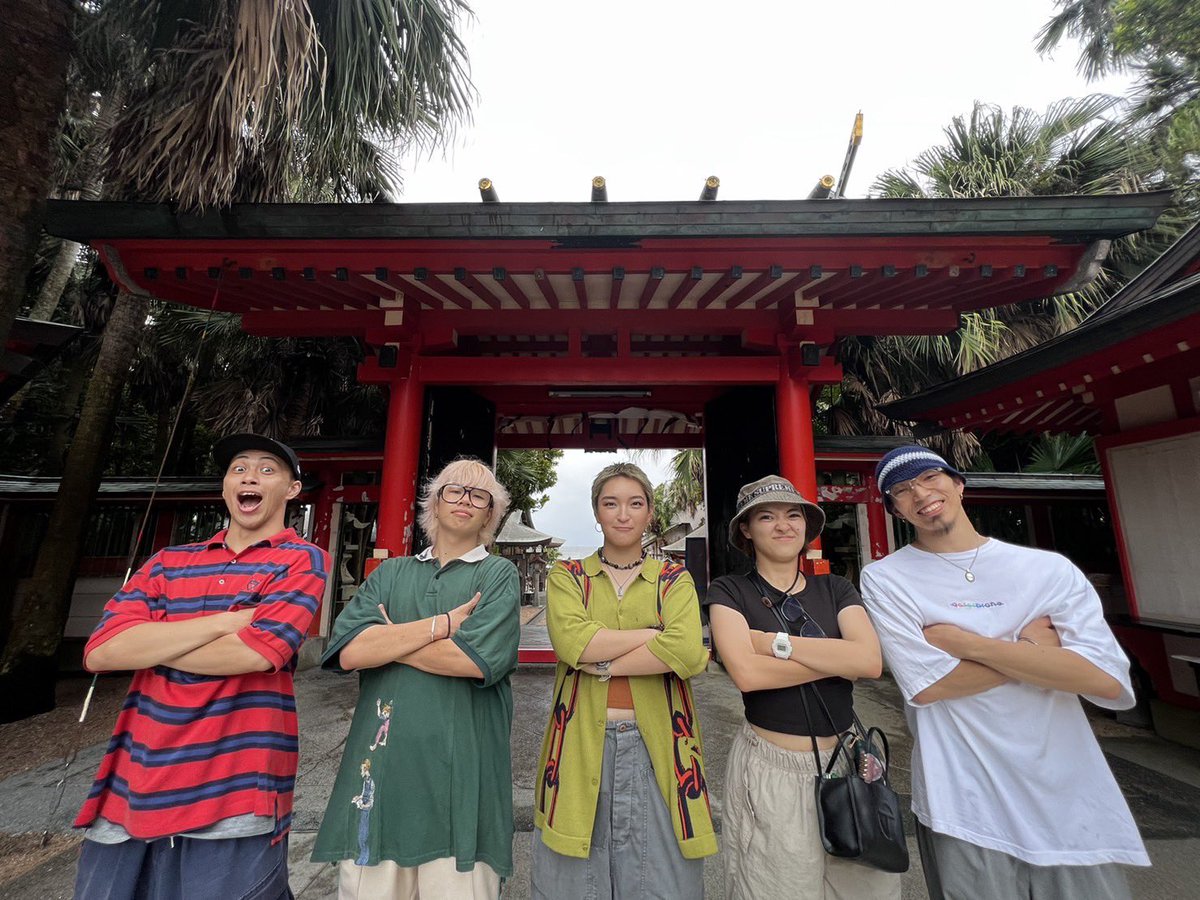 aomorinka's tweet photo. ちっちゃい時からずーっと知ってる
お兄ちゃんお姉ちゃん達。

やっぱり一緒にいて幸せで
居心地が良すぎた😂笑

大好きでリスペクトが止まらない4人です！

そして一生話が止まらなくて
平和な池田部屋（笑）

初宮崎本当に最高でした。🥭

呼んでくださったしょうきさんに感謝です🙇🏻‍♀️ https://t.co/bk8LqREGVA
