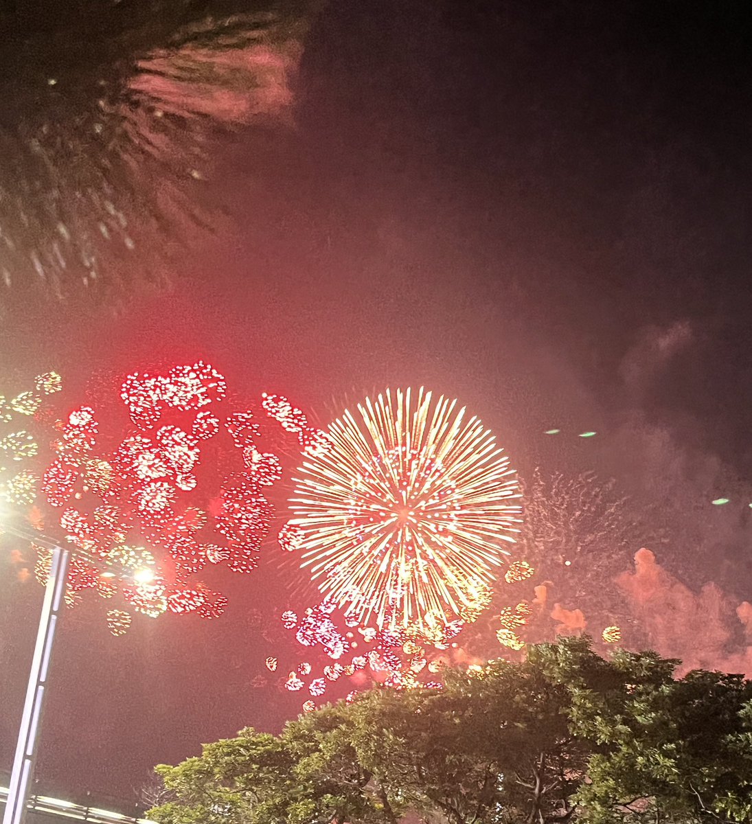 EducationJapan's tweet photo. 花火 https://t.co/7oj2eSpvRX