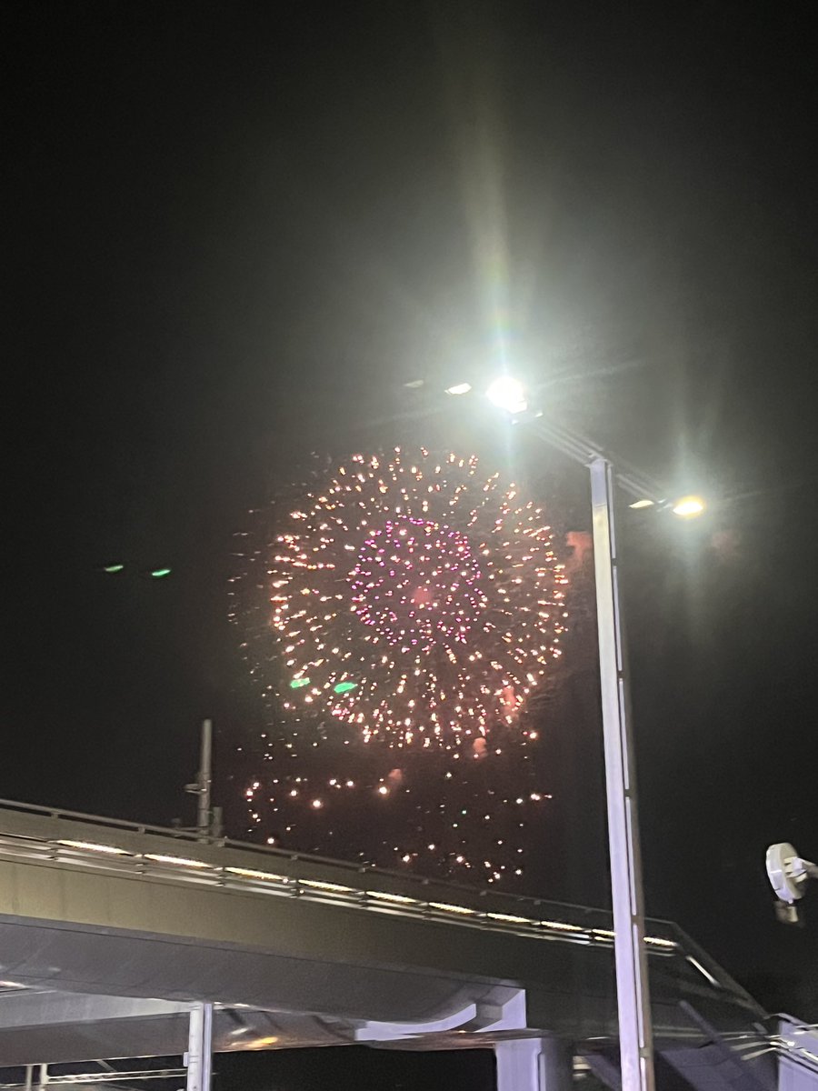 EducationJapan's tweet photo. 花火 https://t.co/7oj2eSpvRX