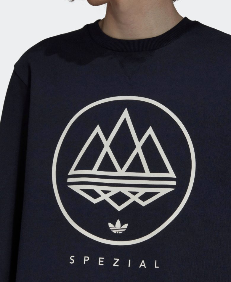 Stephen_Tilney's tweet photo. Very naughty @marksandspencer !🤦🏻‍♂️

I'm sure @adidas #Spezial #GaryAspden are not very impressed by this ! 
#Logo
#SoSimilar
#adidas 
#Shameful https://t.co/MyKbqSuTkT