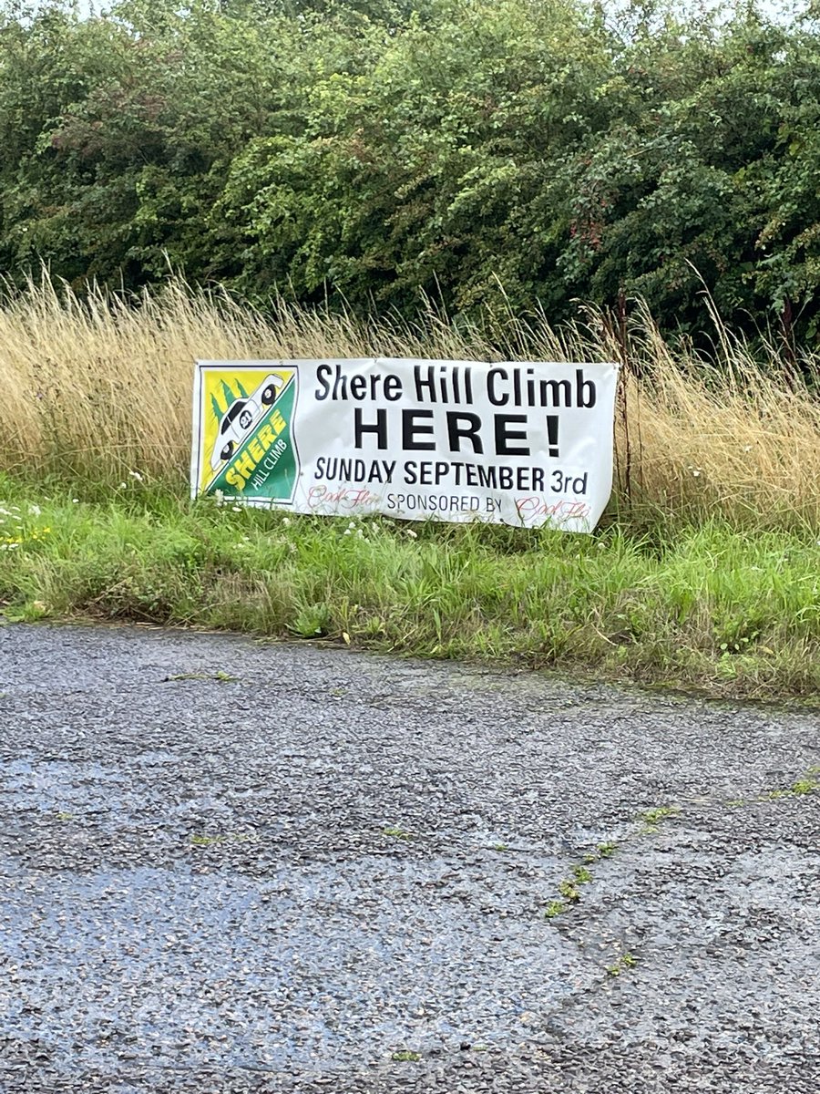 sherehillclimb's tweet photo. Only 4 weeks to go!! Fun for all the family. Early bird tickets still available. #sherehilllclimb #ClassicCars #supercars #familyfun @GoodwoodMar5hal @HistRacingNews @GuildfordTIC @CandSCmagazine @octane_magazine https://t.co/DwYpmws1OZ