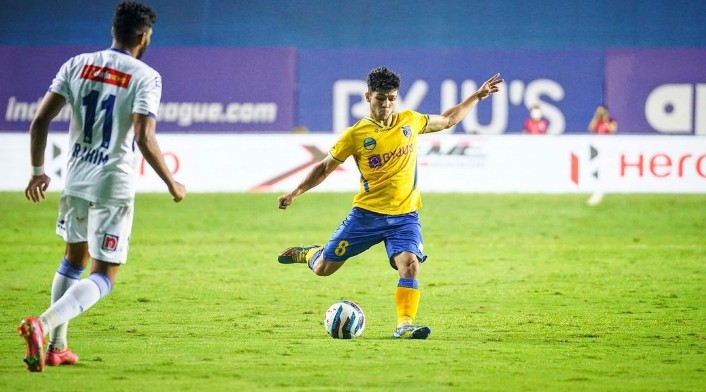 trmt_India's tweet photo. ✅OFFICIAL • Chennaiyin FC have officially announced the signing of midfielder Ayush Adhikari from Kerala Blasters FC for an undisclosed transfer fee!
#CFC #chennaiyinfc https://t.co/EBMoInd8RX