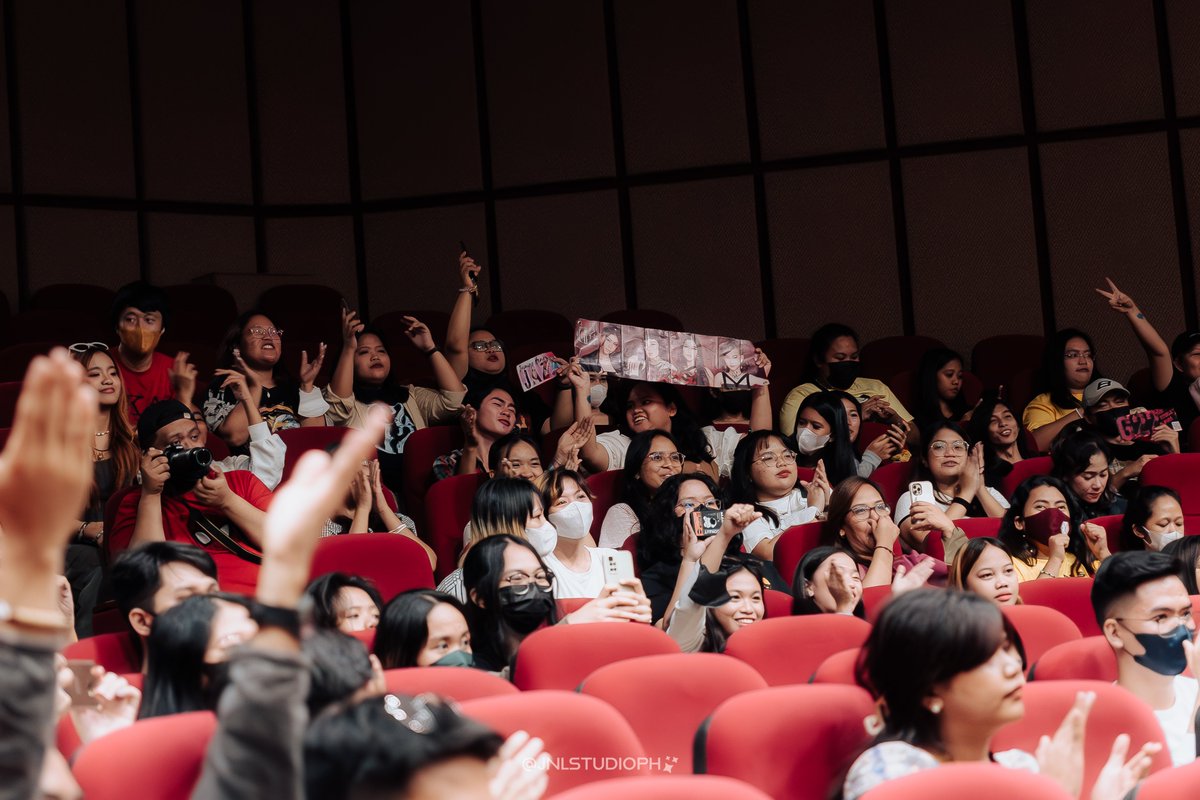 jnlstudioph's tweet photo. Highlight photos from Philippine-Korean Youth Forum 2023 Crossover: Culmination Day at UP School of Statistics Auditorium in Quezon City (🧵)

IN PHOTOS: G22 @G22Official 

#PKYFCrossover #PKYF2023 #UPArirang
@ppop_perimeter @uparirang https://t.co/5oKdeGviIp