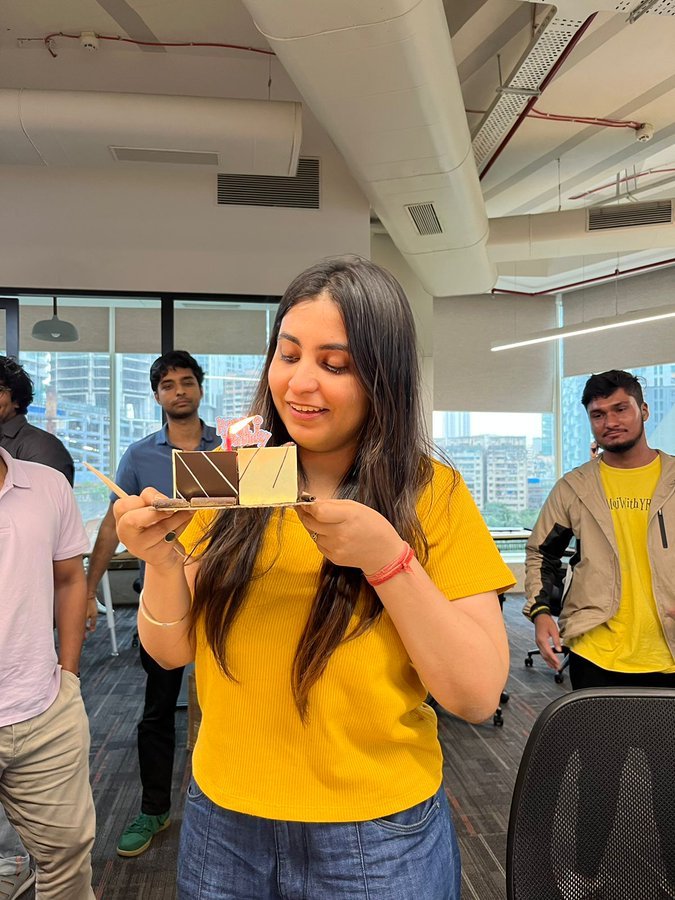 SharanHegd9130's tweet photo. Happy Birthday to the Cool HR of our team! 🎉🎂

A big shoutout to the one who's always been our go-to person for advice, support, and a good dose of humor! 😄🤝 https://t.co/ZBuVclYdRi