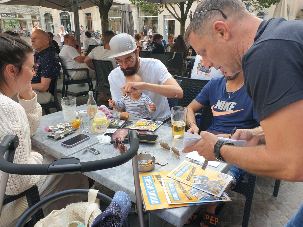 DroneProcess's tweet image. 🚁✨ Décollage réussi du #comics #DRONE #HEROES au O&apos;cardinal&apos;s de #chambéry !✨🚁

Hier soir, vous nous avez offert une #soirée inoubliable ! Vos sourires éclatants, vos encouragements et ces moments partagés ont rendu notre soirée exceptionnelle ! #Marvel #dessin #lifestyle