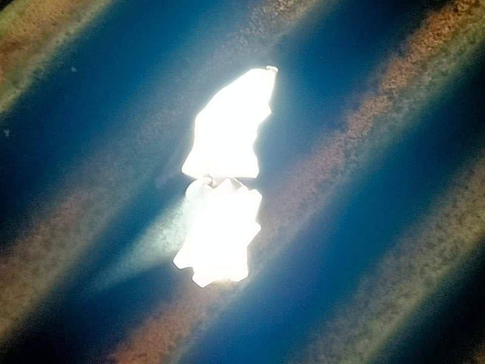 mcube_mcube's tweet photo. A resident got injured and 2 houses were damaged by the artilleries shelled by junta soldiers in Demoso tsp last night.   

#AcceptNUGRejectMilitary #WhatsHappeningInMyanmar #2023Aug6Coup https://t.co/SqdPD2XETX