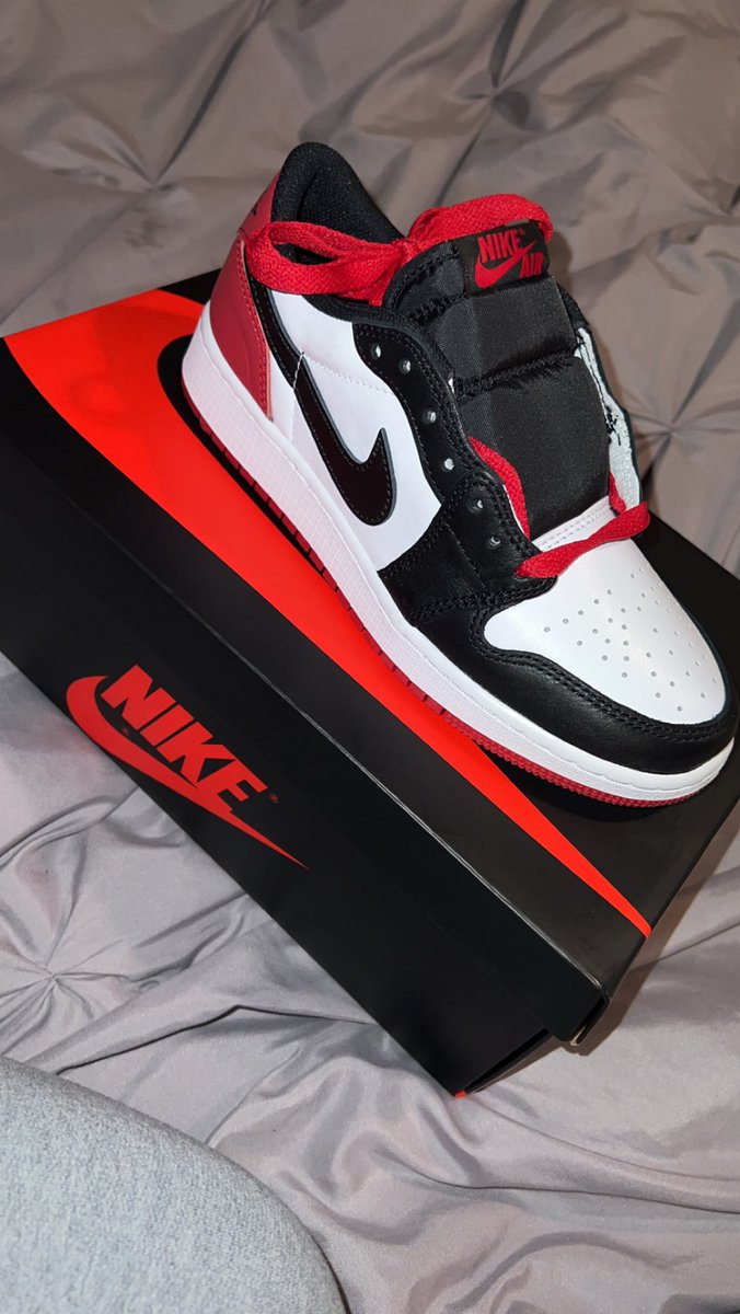 🧈🔥 #aj1 #blacktoe