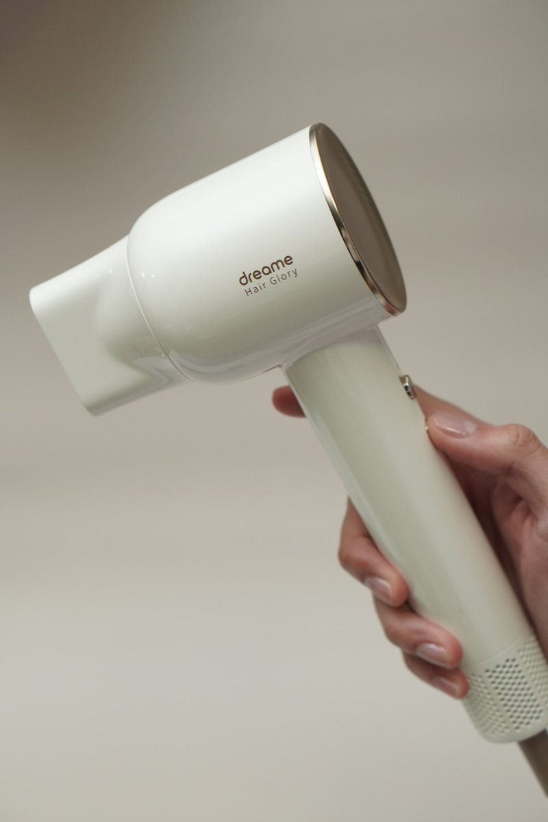 sandwiz's tweet photo. เป็นไดร์เป่าผมที่ขายดีตีตลาดสุดในตอนนี้ละ คนงบน้อย ไปไม่ถึง dyson จัดเลย ตัวนี้ เทคโนโลยีเทียบกันได้เลยเสียงเบากว่ายิงไอออนลบเยอะกว่า ผมแห้งไว ไม่ชี้ฟู ความล้ำคือนางใส่หัวเอสเซ้นเป่าบำรุงเส้นผม มีกลิ่นหอมด้วย
พิกัด
Lazada — https://t.co/LOmKGNXZSZ
Shopee — https://t.co/Re8J4Rdxq1 https://t.co/YMCQ2xRoY4