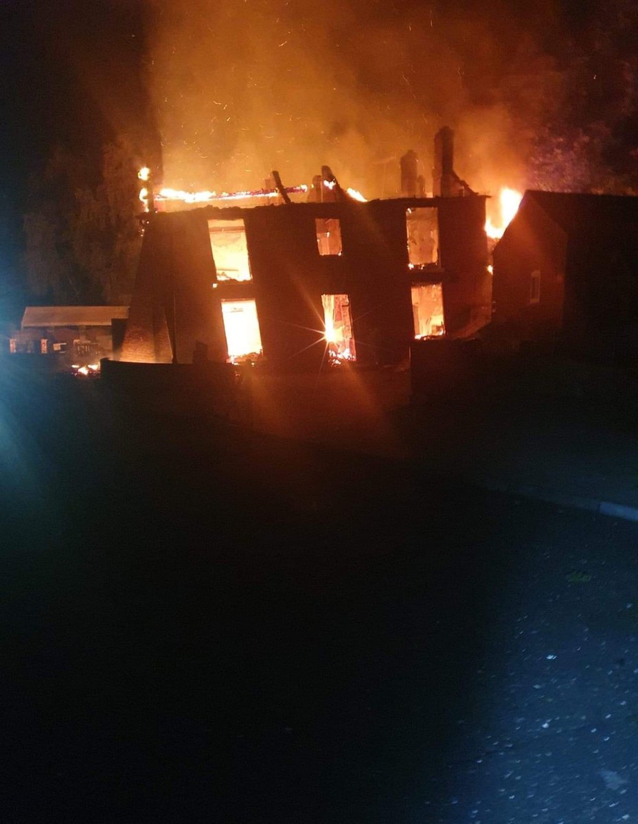 HUGEWolf's tweet photo. Pub that’s stood for over 250 years is burned out within days of being sold to a ‘property developer’ and while there’s an active petition go save it. Remarkable… #TheCrookedHouse https://t.co/SGMfHv9RPj