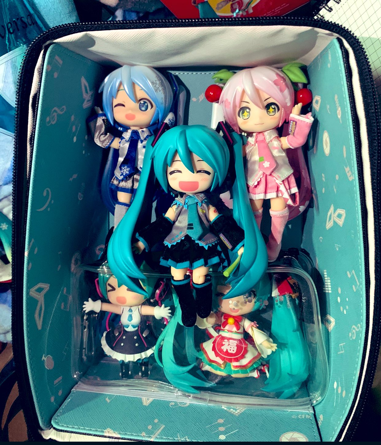 マジカルミライ 鏡音リン 鏡音レン ぬいぐるみキャリー キャリーケース