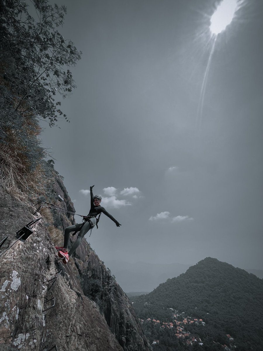 adhitior's tweet photo. BLVCK Mountain Preset Lightroom
#lightroom #adobe https://t.co/DPRROWprZh