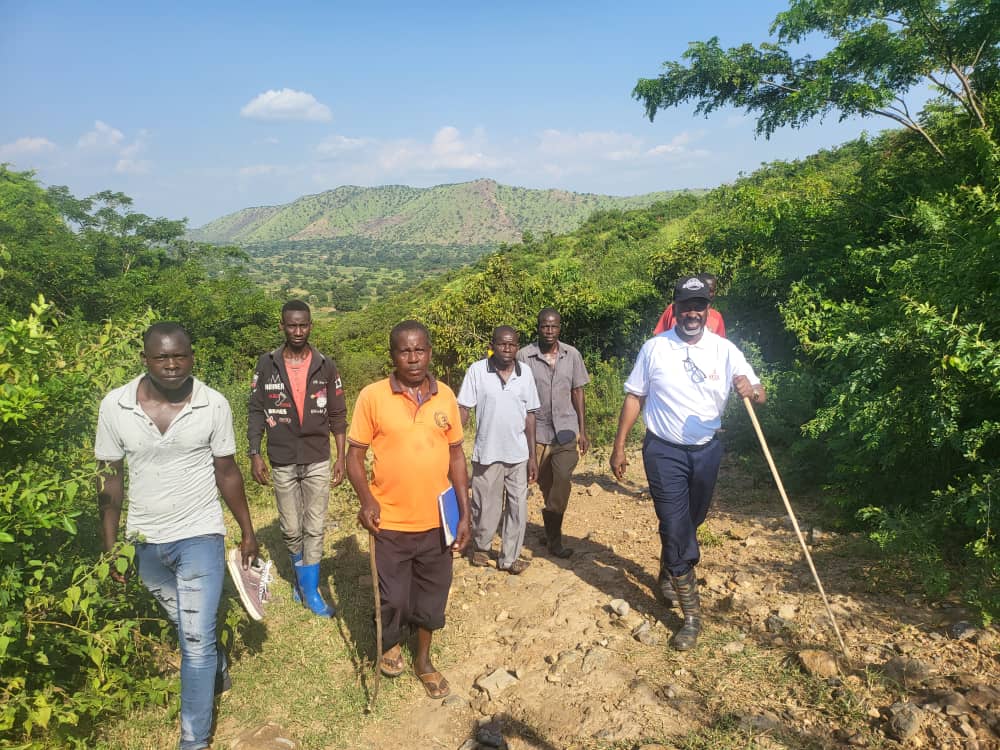 The Commissioner-Engineering in the Ministry of Agriculture breaking ground for the construction of the valley dam in Ogera, Bugondo, Kasilo County. Much love to my people!!! @voice_of_teso @Atekerpost @tesonewsnetwork @TesoVibez @naads_ug @FAO