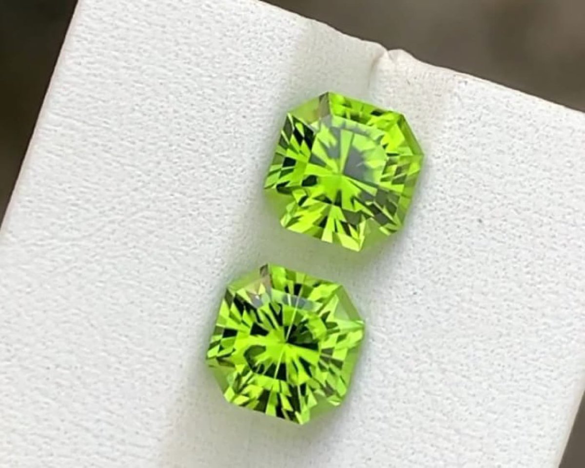GemstoneSe65223's tweet photo. Natural Peridot Gemstones.
.
Size 8MM
.
Clarity: Loupe Clean
.
Beautiful Gems ๐
.
Shape: Asscher
.
DM me if Anyone is interested in this stone or any other Stone.
โฆthanks..๐
.
Peridot Pair
.
#peridot #peridotjewllery #makingjewellery #peridotpair #Cutgemstone #Peridotgem https://t.co/mGtk86xK3n