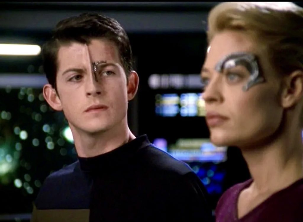 ManuIntiraymi's tweet photo. I’ll be getting some Tik Tok lessons today 7!

Oh, you could give a fuck? 

I understand, I’d rather be calculating neutrino trajectories myself, but everyone else is doing it. 

What’s that about a bridge? 

No, I would never jump off the bridge!!! Is that even possible? Everyone is doing it? Ok, then. I guess it’s jump time. 

 #Startrek