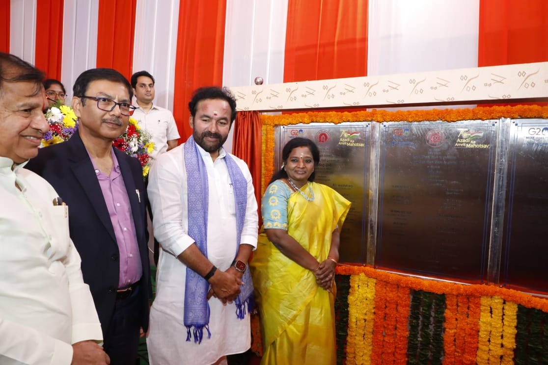 srdee_trsosc's tweet photo. Foundation stone laying at Hyderabad Deccan Railway Station #NationBuilding #AmritBharatStations @SCRailwayIndia @drmsecunderabad @RailMinIndia https://t.co/UyguAMVa03