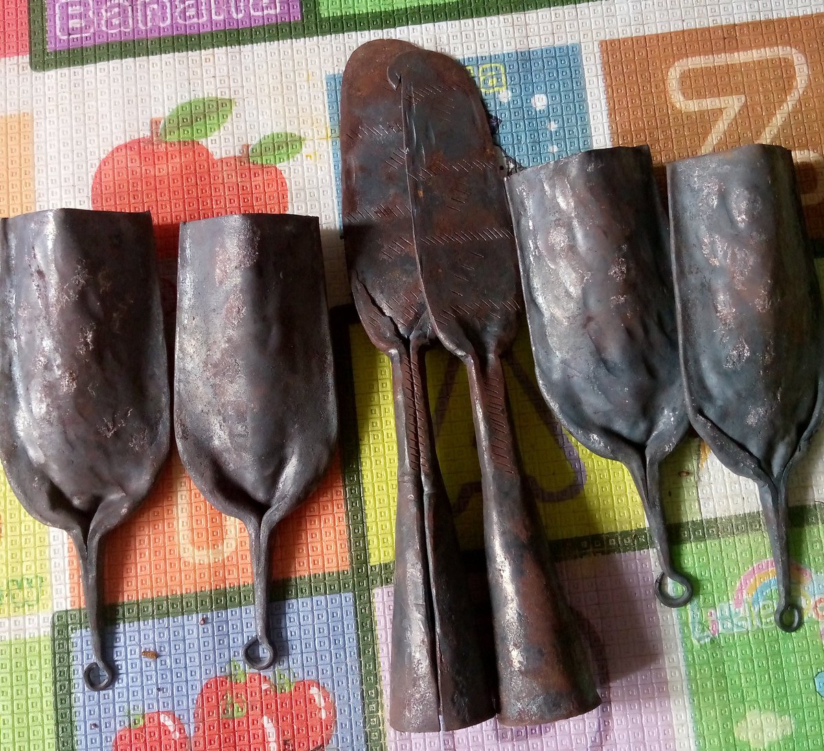 AwoladeA's tweet photo. Èṣù gba tìrẹ
Ẹ̀gbà gba tìrẹ
Kéèsù gbà kí gbogbo ajogún dẹ̀yìn.
Èsù take your portion and go
Ẹgba take your portion and go
Accept everything and go away with your negative forces.
Good morning, Universe 😍🥰
#availableonrequest https://t.co/ZzVHJmc8l0