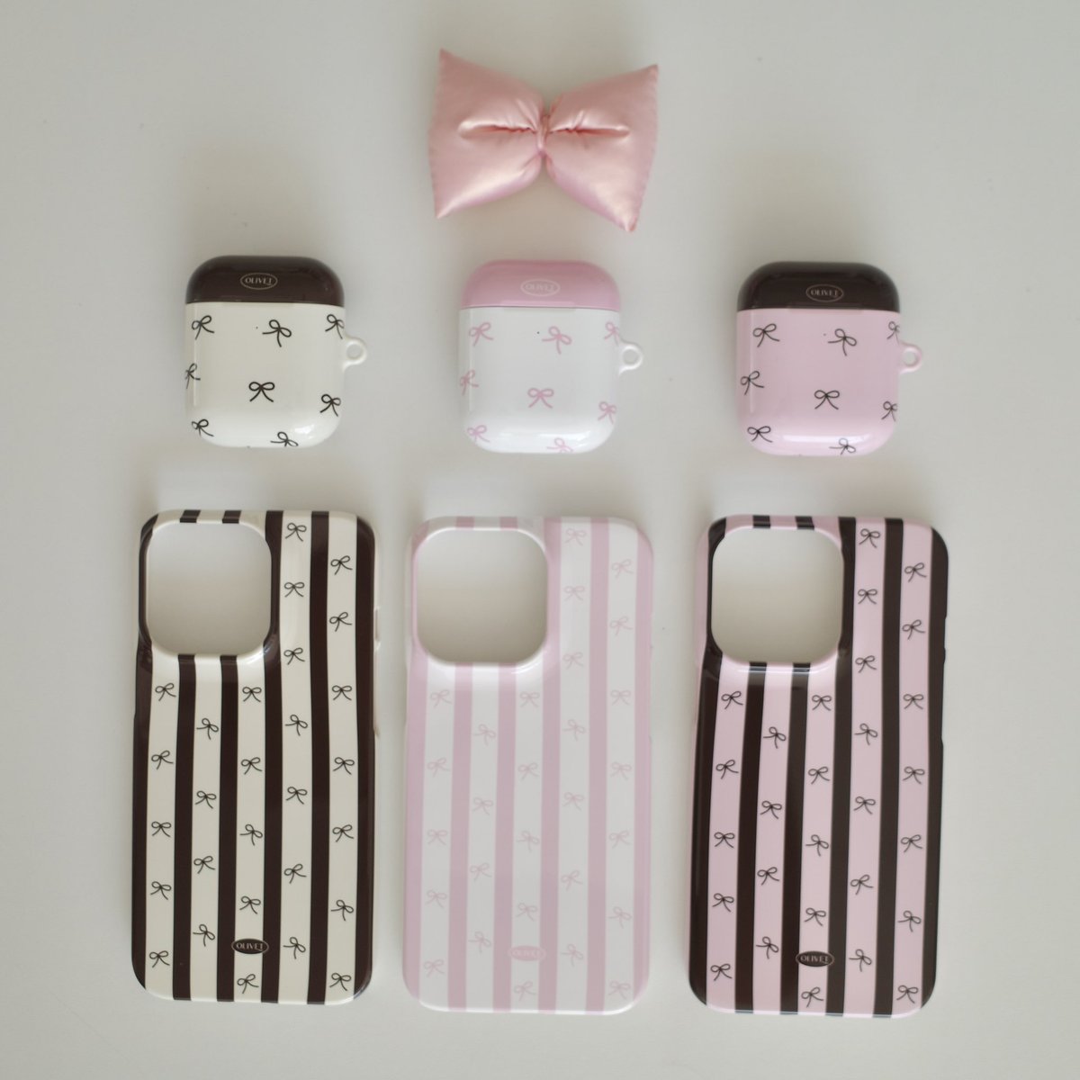 etre_du_soir's tweet photo. #rt ice-cream ribbon case open! 🎀
알티 추첨 한 분께 원하는 케이스 한 세트를 제작해서 보내드립니다🎀

내일까지 신제품 할인 10% 이벤트를 하며, 8일에 주문 마감 됩니다 🎀 많은 관심 부탁드려요 🥺

오픈기간 : 8/6~8/8(23:59)
링크 : https://t.co/wKDmJNi0DX https://t.co/6owbZdj5Da
