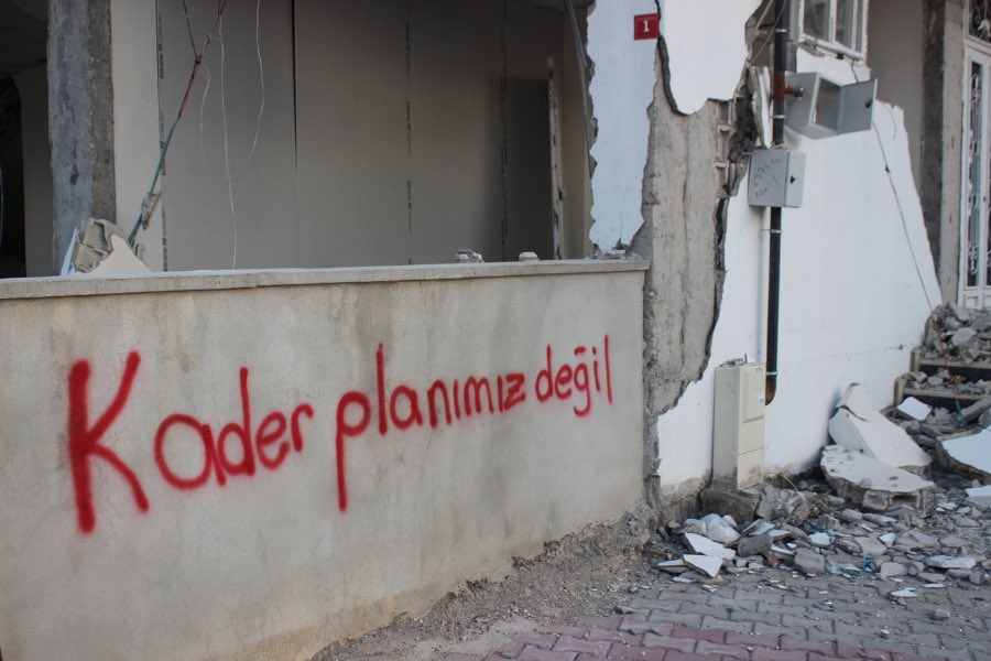 Yalancının mumu yandı söndü, kullar göremedi hep kördü.!

06.02.2023 - 06.08.2023

Unutmayacağız..