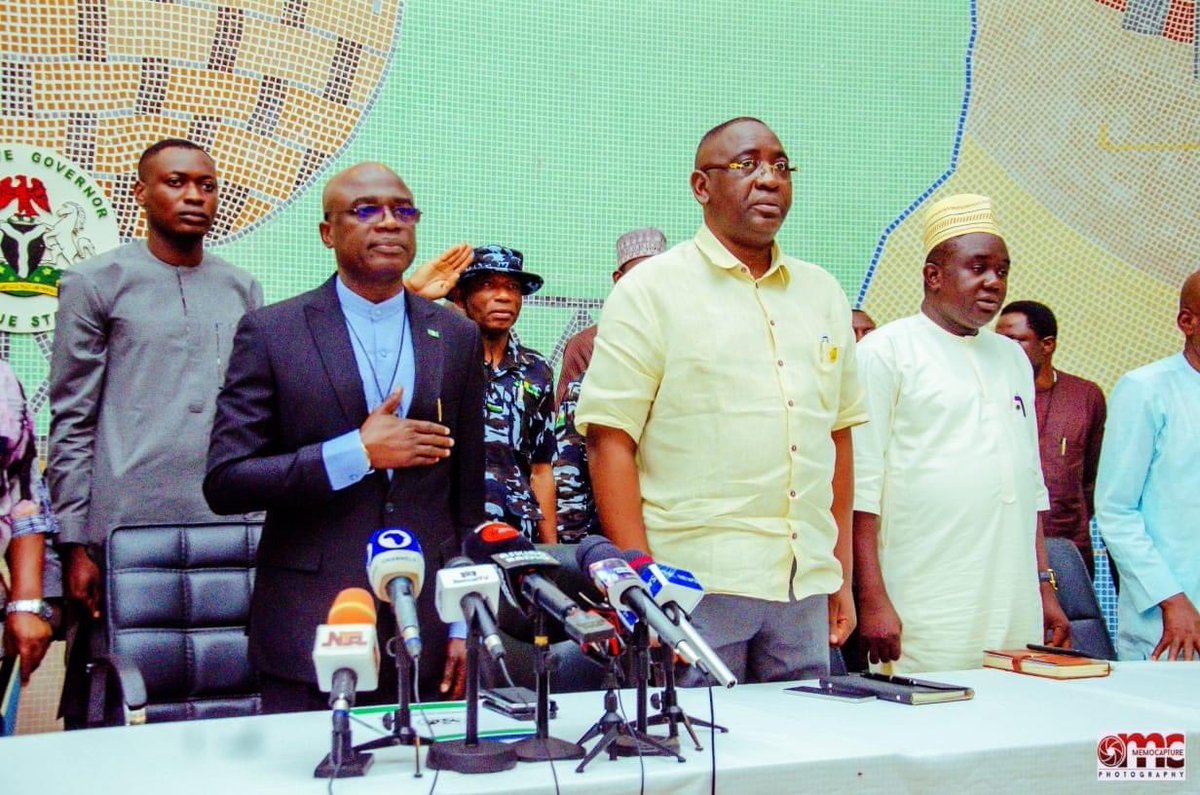 benuestategovt's tweet photo. Executive Governor of Benue State, His Excellency, @Alialization on Saturday, had an interactive session with news media chief executives and groups at Government House, MKD.
 
His Excellency,@BarrSamode ,was at hand as the Governor interfaced with members of the Fourth Estate. https://t.co/OCQSJB583H