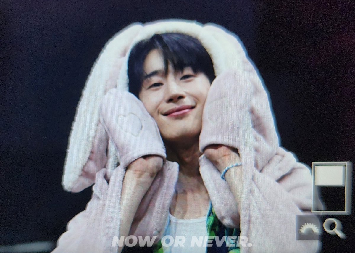 [PREVIEW]
230806
누가 이렇게 예쁘게 낳았어? 엄마엄마가~
#HANSEUNGWOO #한승우 #승우
<a href="/wooya_twt/">우야 (wooya)</a> <a href="/hanseungwoo_twt/">한승우(Han Seung Woo)</a>