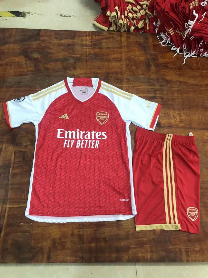 LugyaSimon's tweet photo. Order for quality jerseys with us very affordable ,new season New Jersey . +256700366818 or +256765206802 https://t.co/6zwNnkjcSM