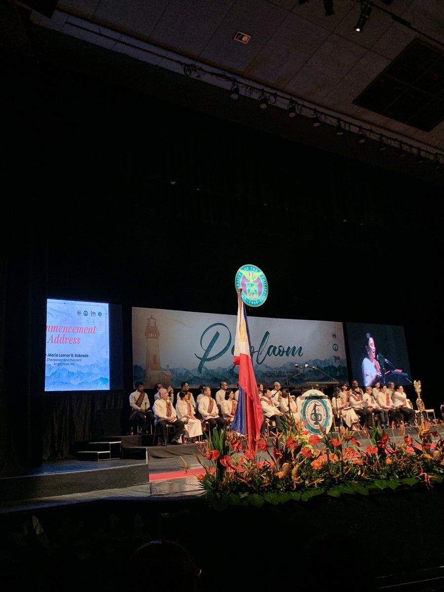 jbesa27's tweet photo. Husay at dangal, equity, debt of gratitude, and hope for the UPCM 114th Commencement Exercises. Powerful words from @upsystem President Jimenez and Atty. @lenirobredo! π₯, Congrats, @upcm2023 ! #2023MakingHistory #Paglaom2023 https://t.co/5mvZTJbFYs