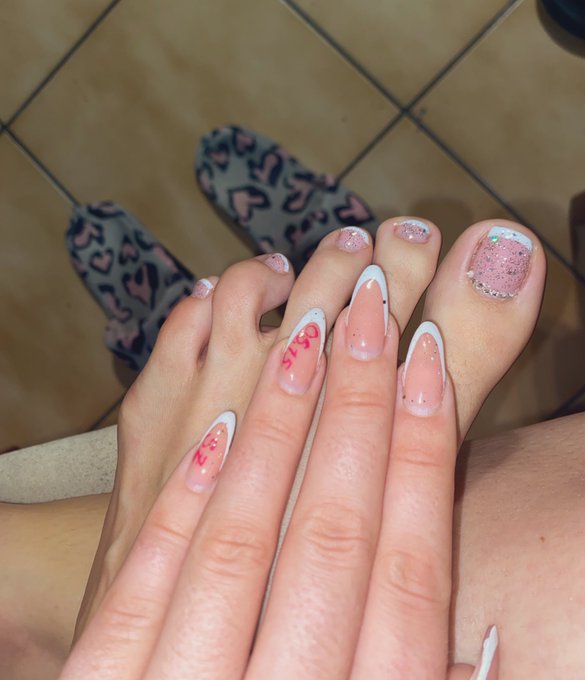 Do you like french?! 😉🌸 https://t.co/7wiZiOEFxT<a href="/tag/aquaman2"class="tags"><span>#aquaman2</span></a><a href="/tag/aquamanandthelostkingdom"class="tags"><span>#aquamanandthelostkingdom</span></a>