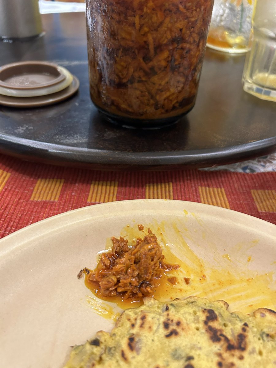 _ADeshpande's tweet image. Farm to table: हल्दी turmeric plant yields delish homemade pickle #madefromscratch 😋 #joysofgardening #GardenersWorld #GardeningTwitter