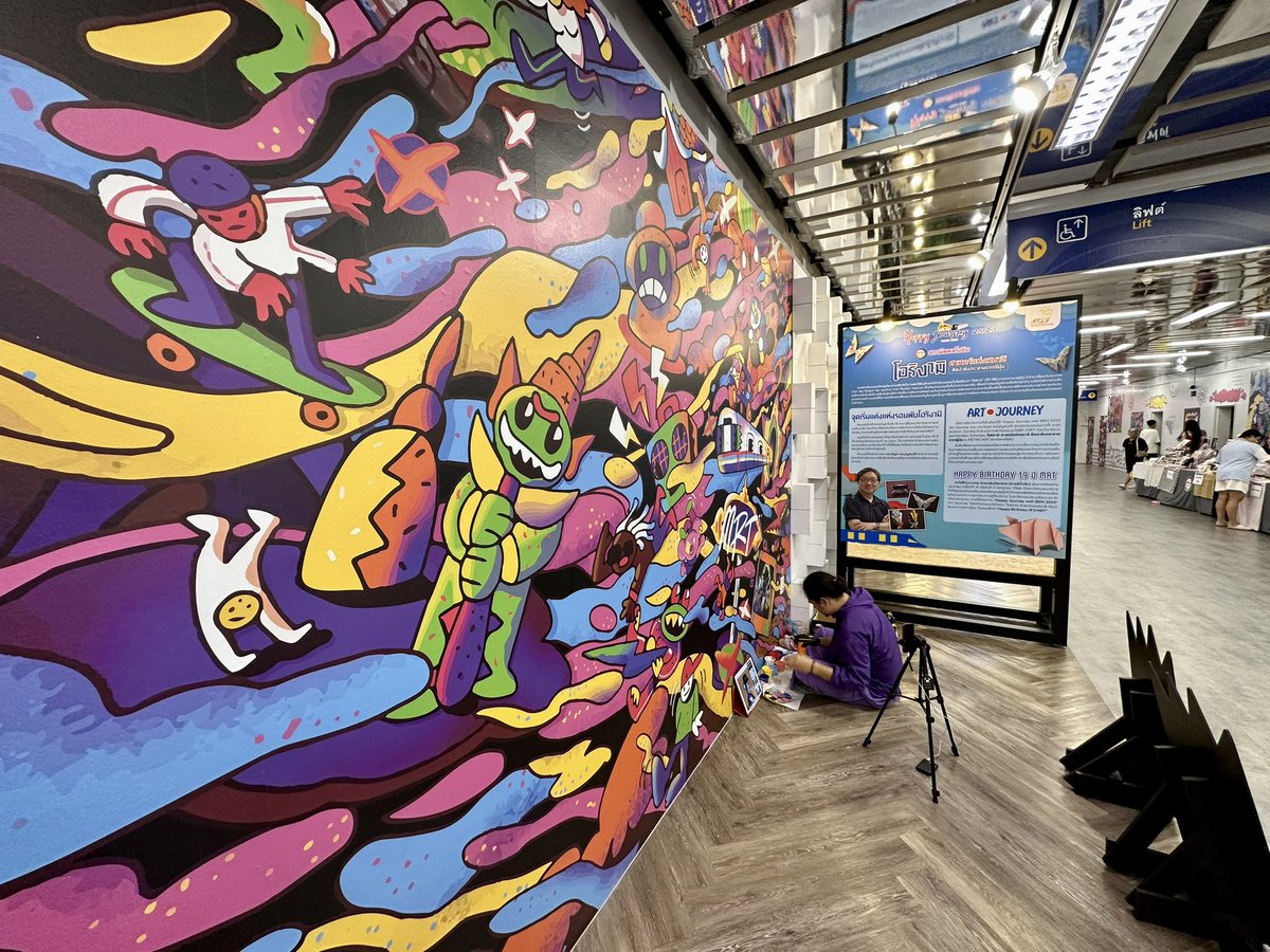 HeyNat's tweet image. #MetroArt @tu_illustratu is in action!!